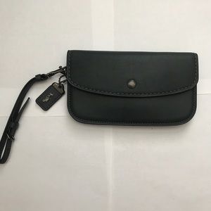 NWT-Coach 1941 clutch in cypress green